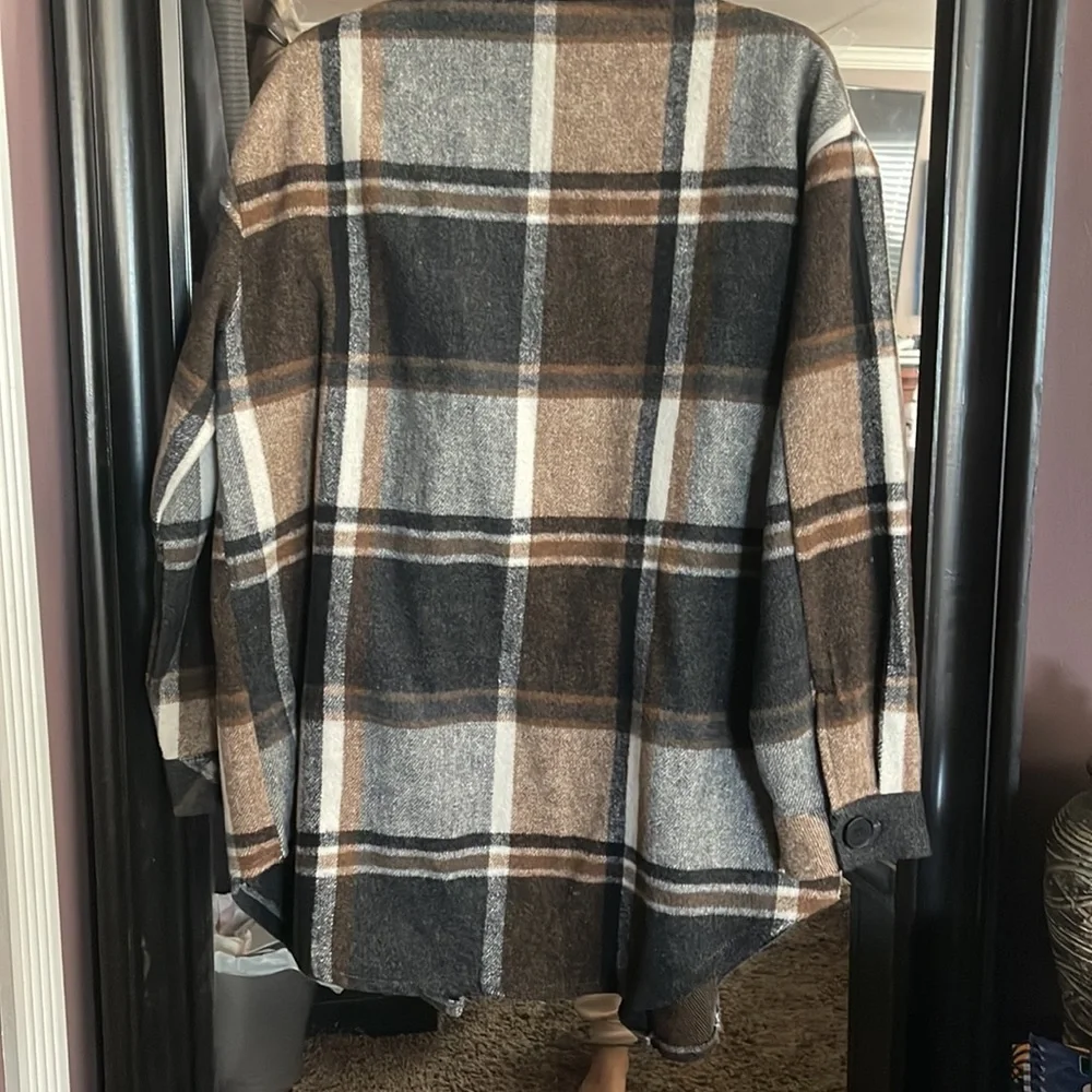 Soft shacket - Picture 4 of 6